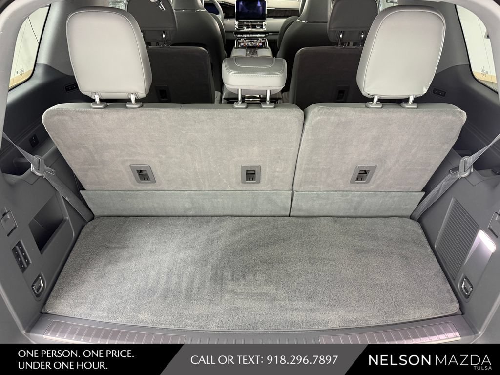 Used 2020 Lincoln Navigator Reserve w/ Luxury Package AWD/4WD image 38
