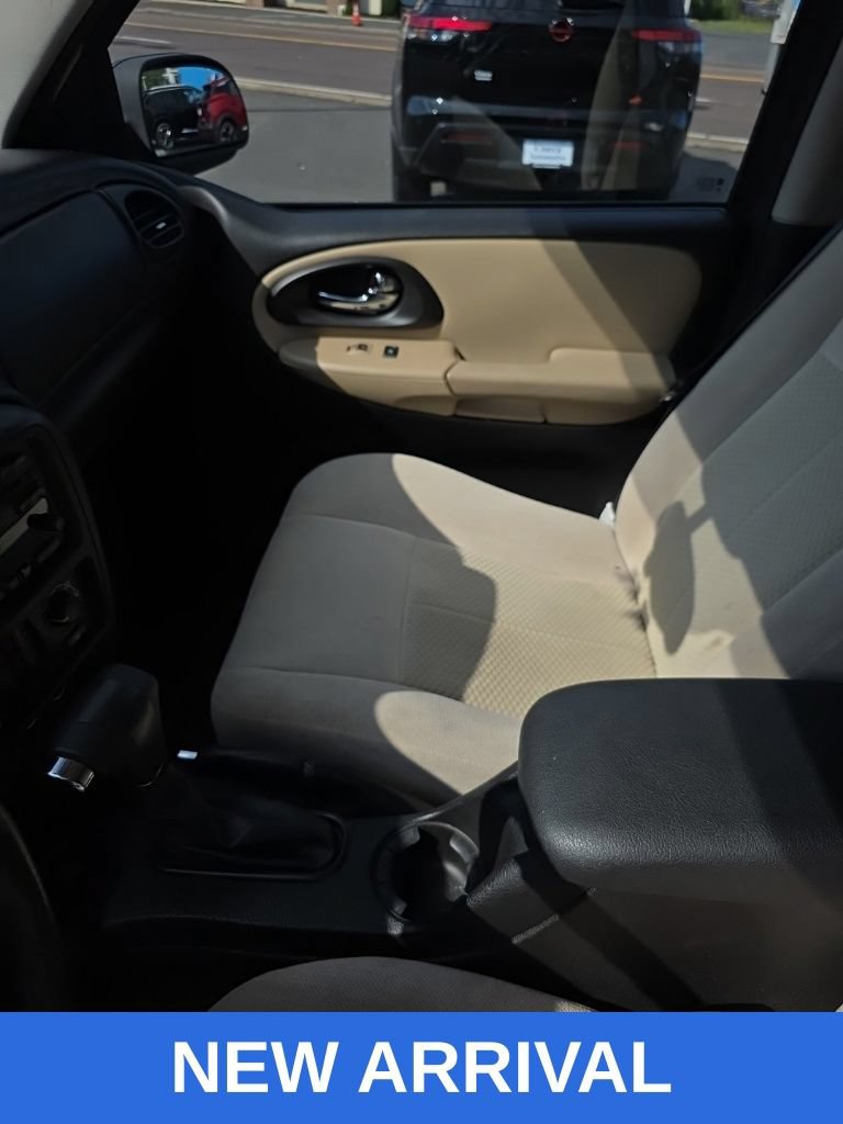 Used 2007 Chevrolet TrailBlazer LS AWD/4WD image 23