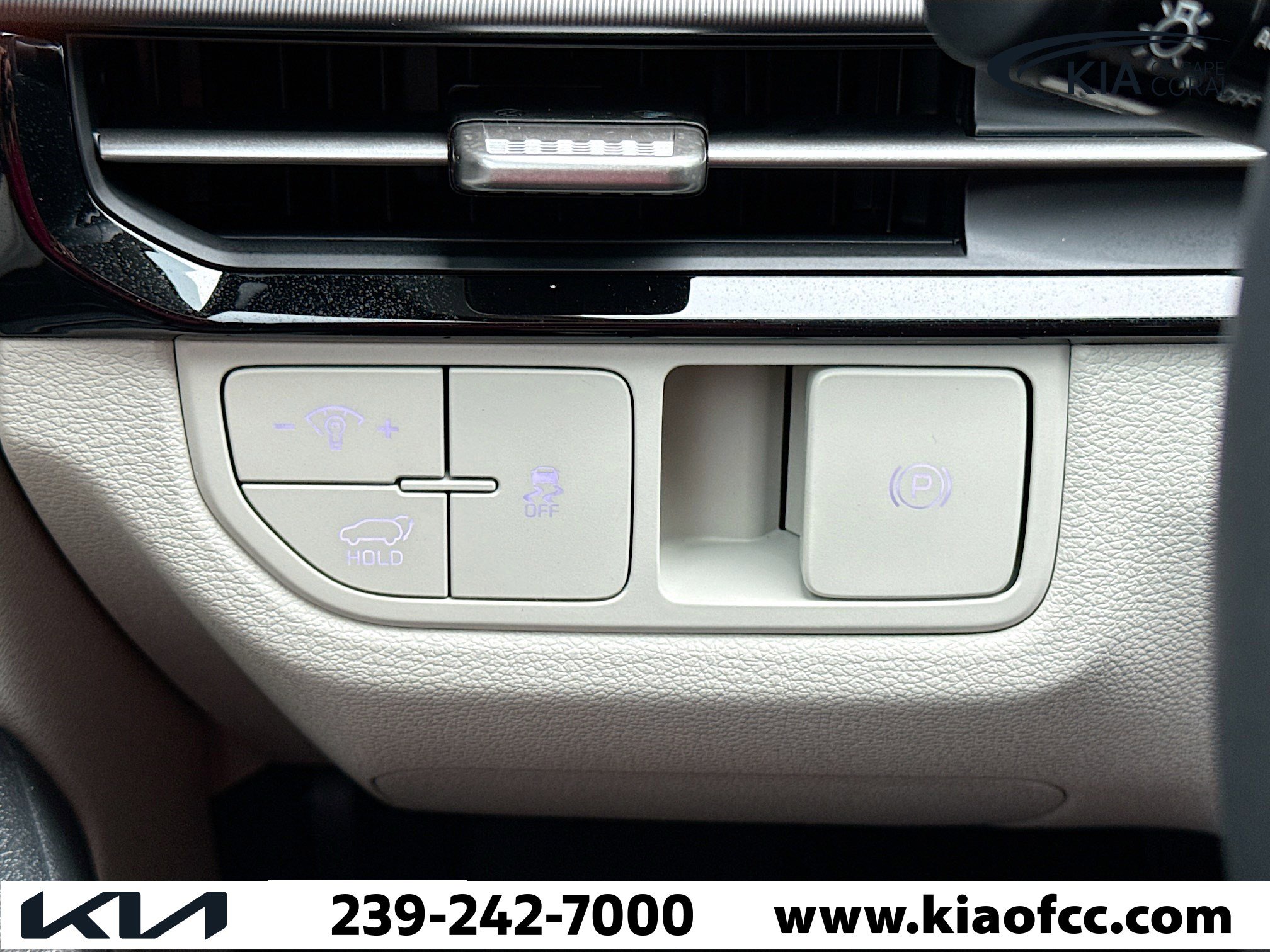 New 2026 Kia Sportage EX image 34