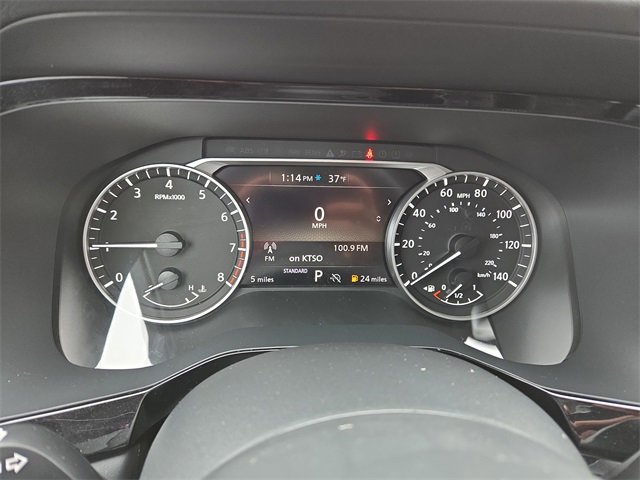 New 2025 Nissan Pathfinder SV w/ Black Appearance Package image 34