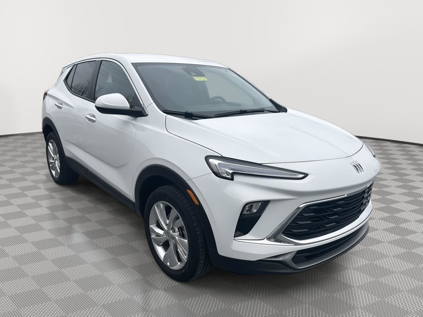 Used 2025 Buick Encore GX Preferred image 2