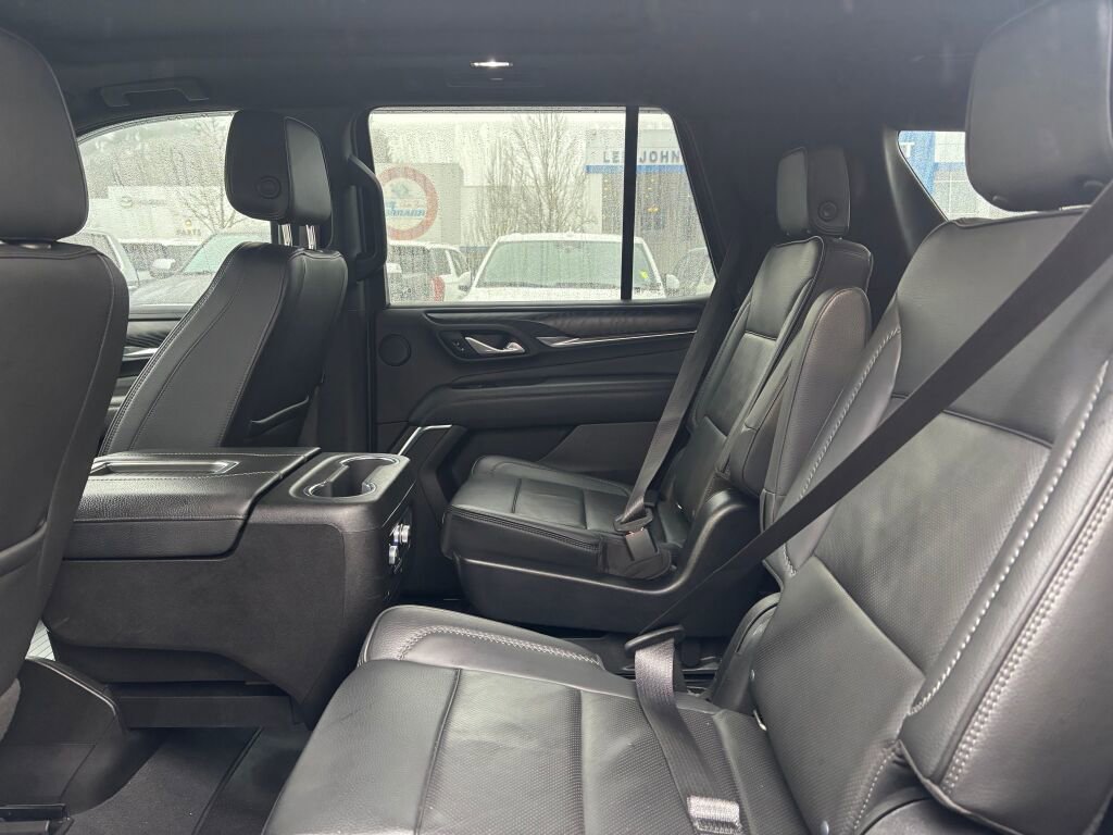 Used 2022 GMC Yukon Denali w/ Max Trailering Package image 14