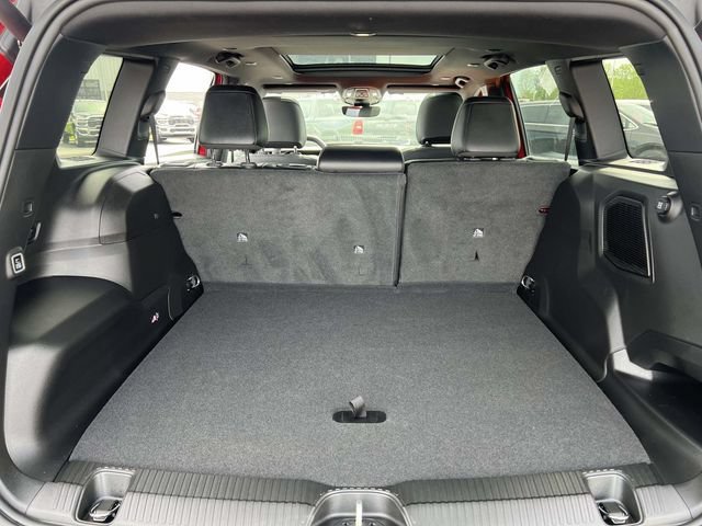 New 2026 Jeep Cherokee Overland w/ Trailer Tow Group AWD/4WD image 7