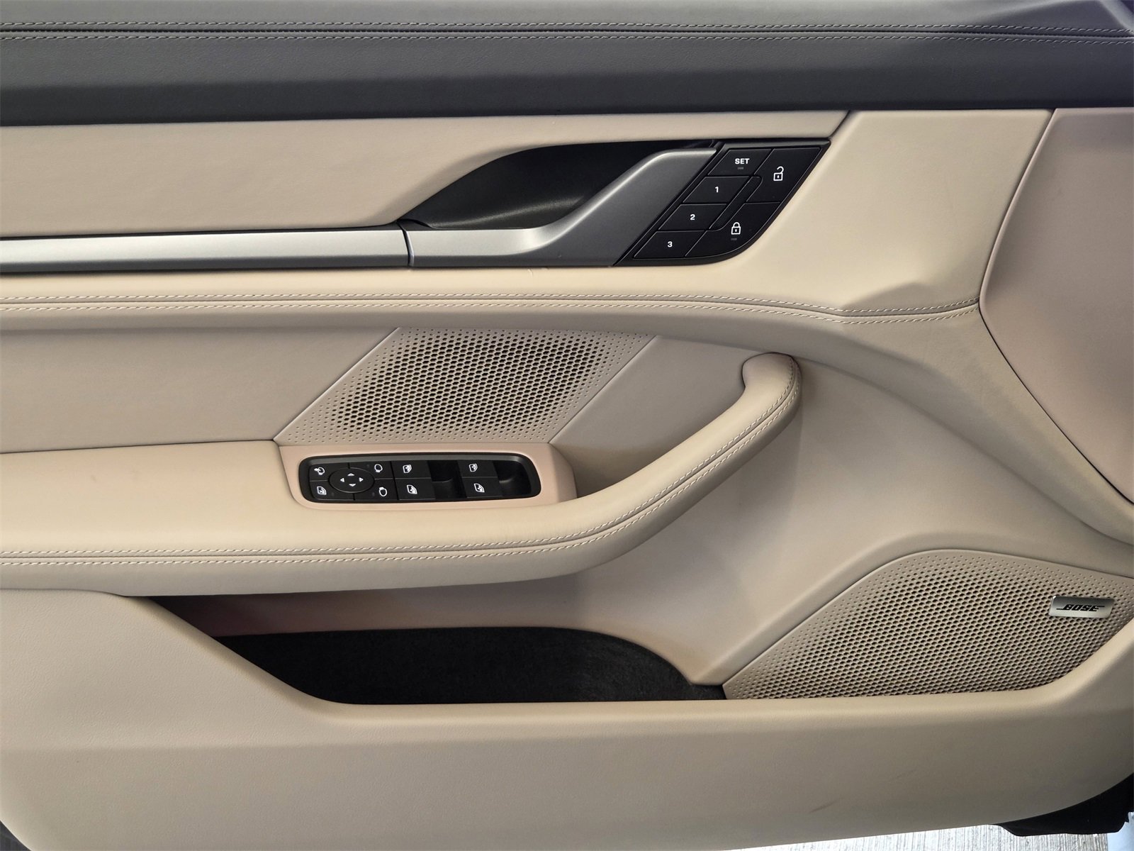 New 2026 Porsche Taycan 4S image 14