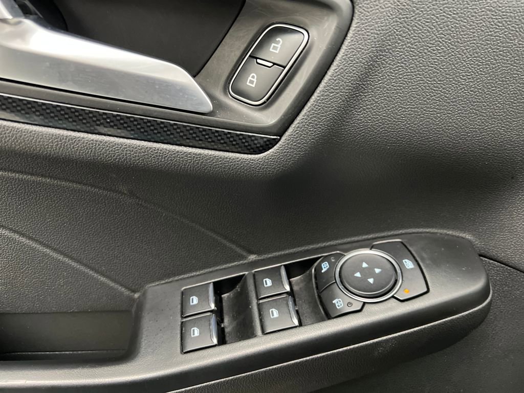 Used 2025 Ford Escape ST-Line image 12