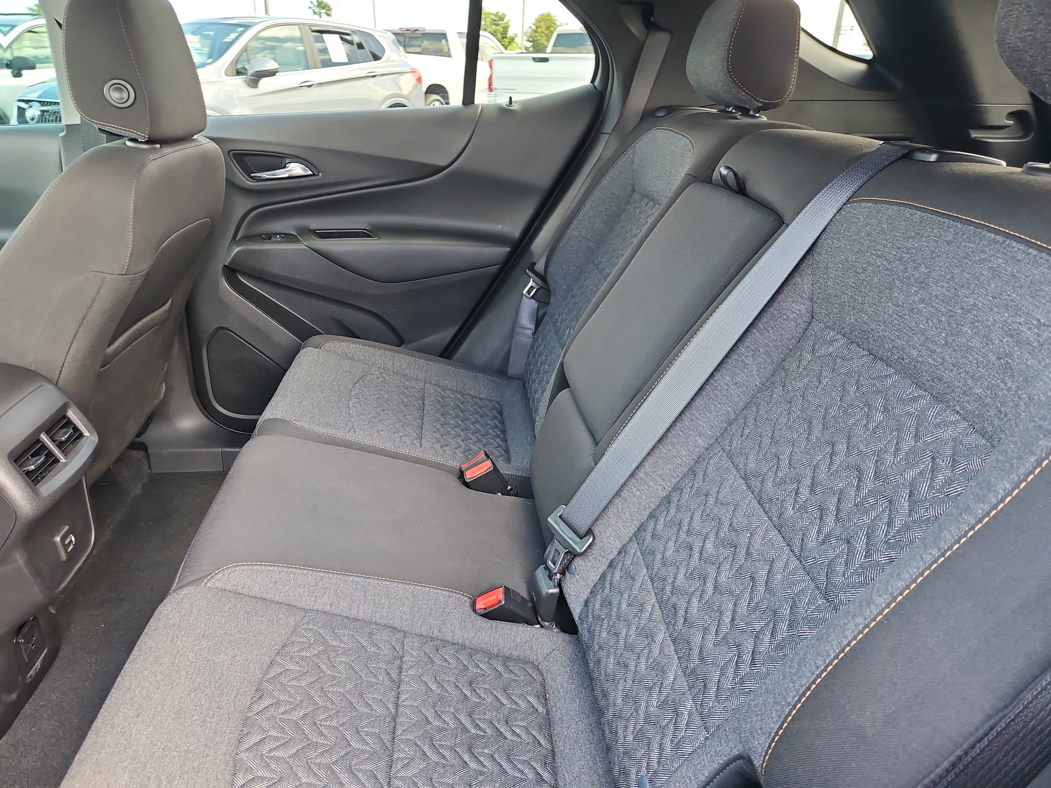 Used 2024 Chevrolet Equinox LT FWD image 13