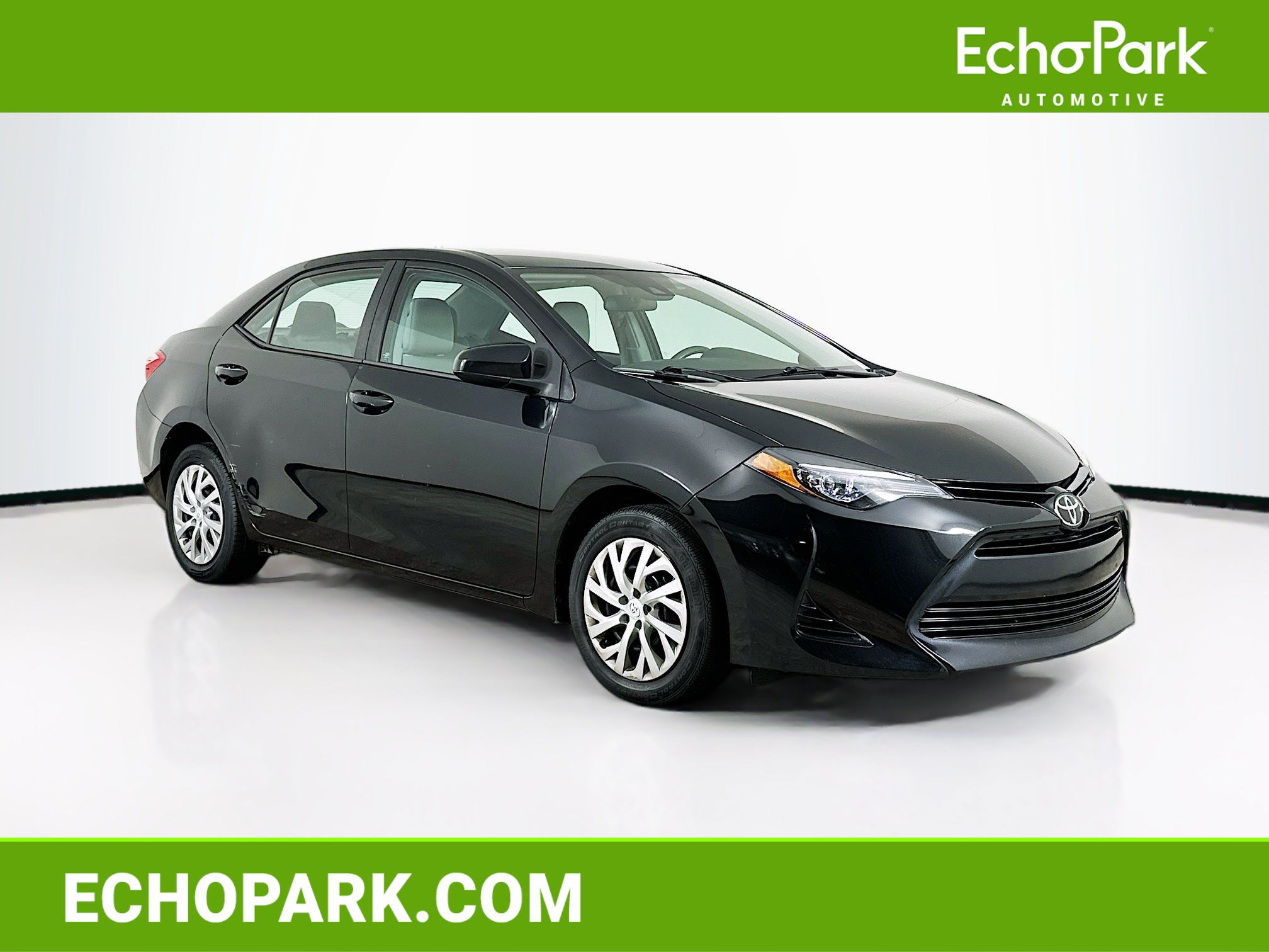 Used 2017 Toyota Corolla LE w/ Carpet Mat Package (TMS) FWD image 1