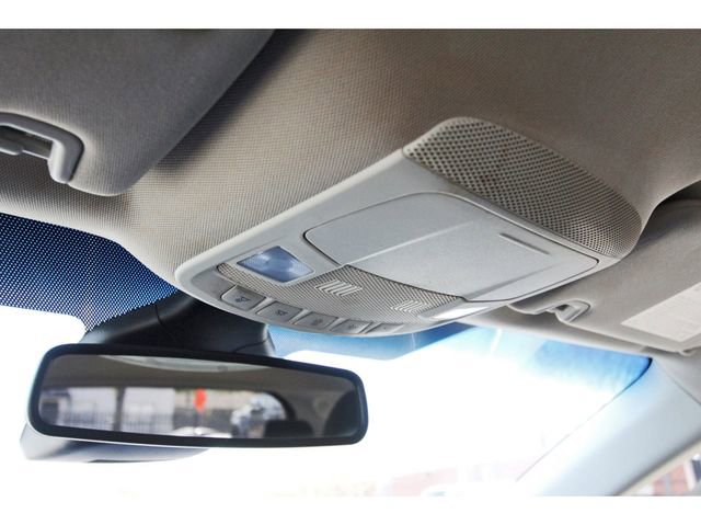 Used 2019 Ford Edge Titanium image 22