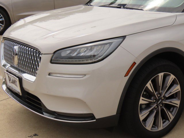 Used 2020 Lincoln Corsair Reserve w/ Elements Package FWD image 3