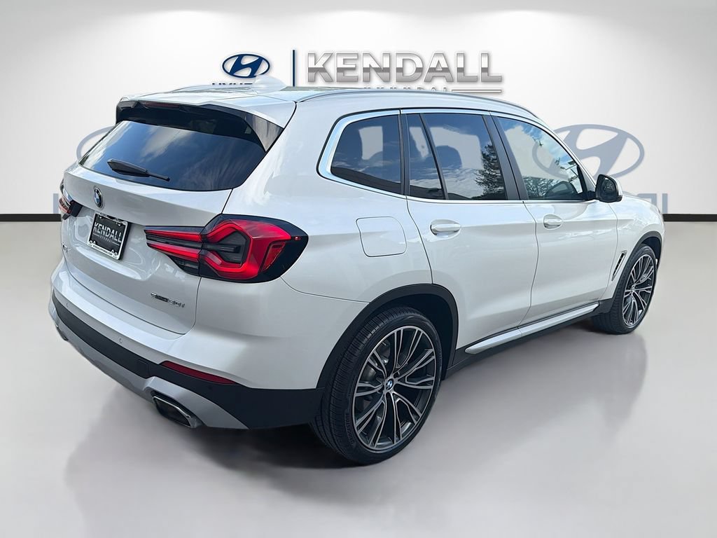 Used 2024 BMW X3 sDrive30i w/ Convenience Package RWD image 6