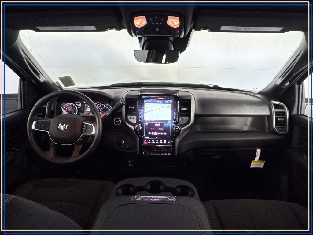 New 2026 RAM 2500 Tradesman AWD/4WD image 32