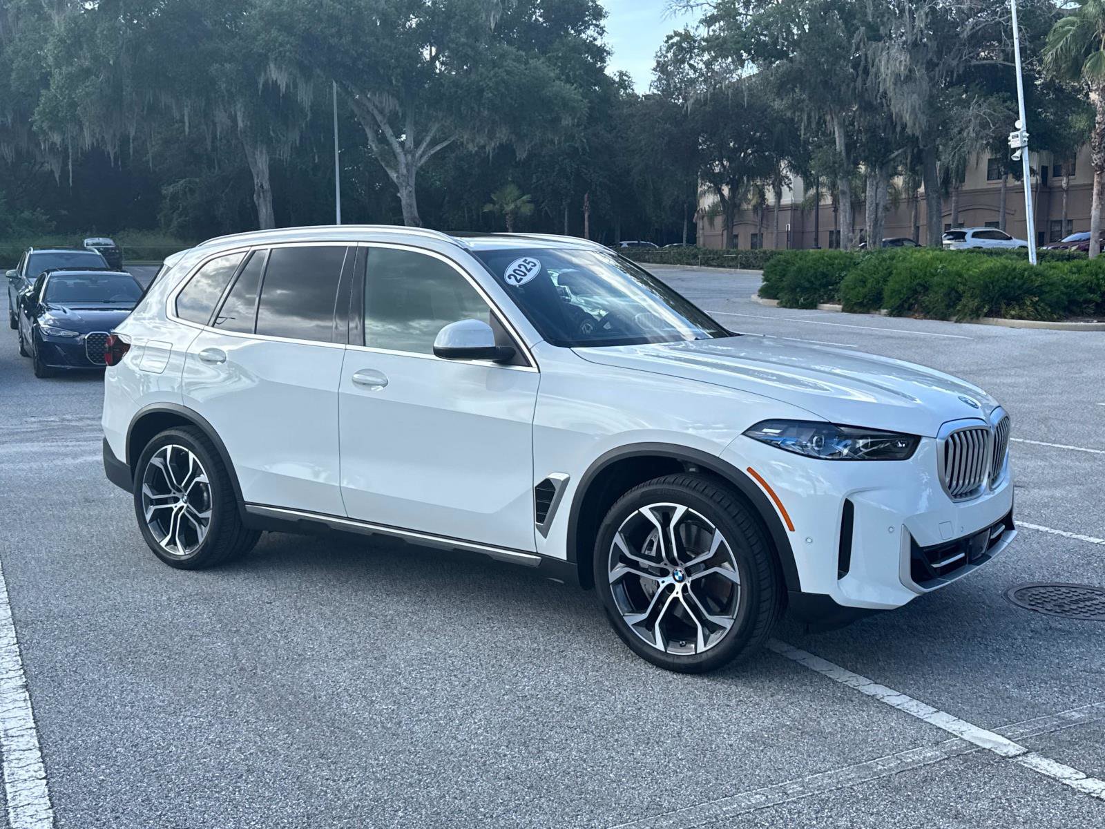 Certified 2025 BMW X5 xDrive50e w/ Parking Assistance Package image 2