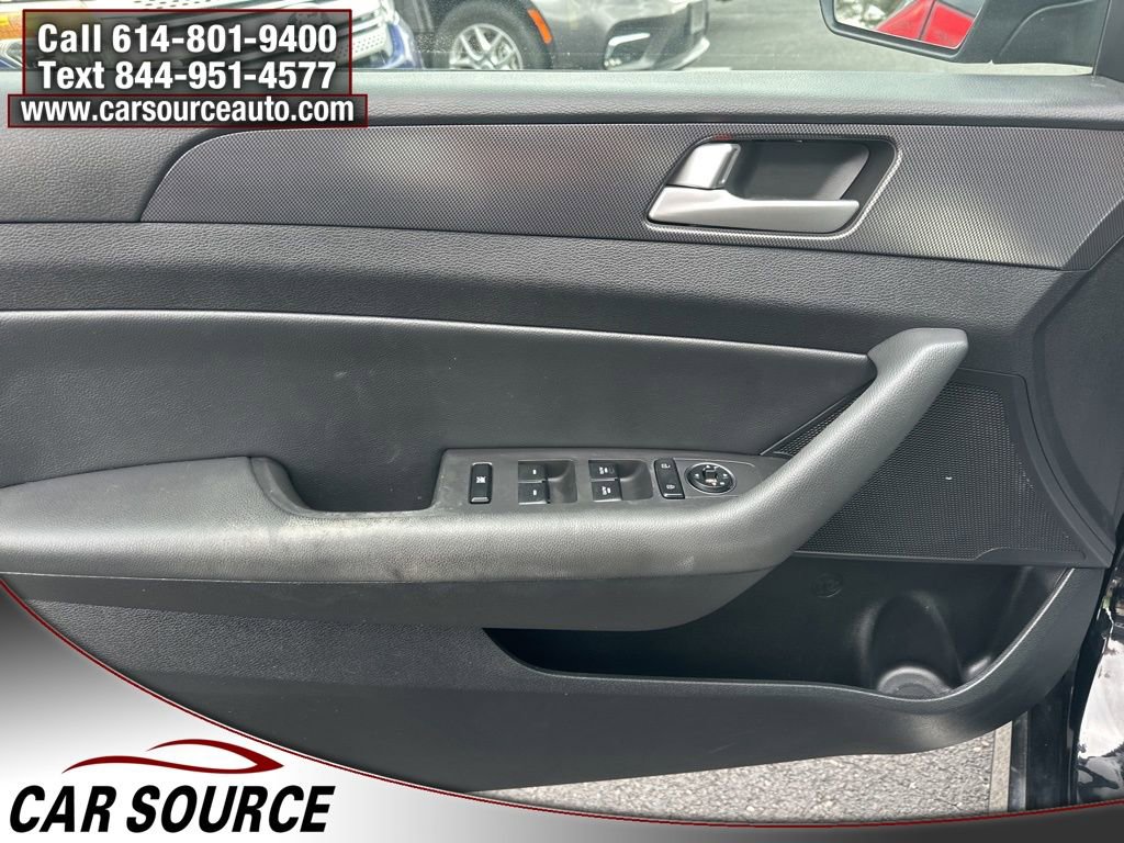Used 2016 Hyundai Sonata Sport w/ Option Group 02 image 11