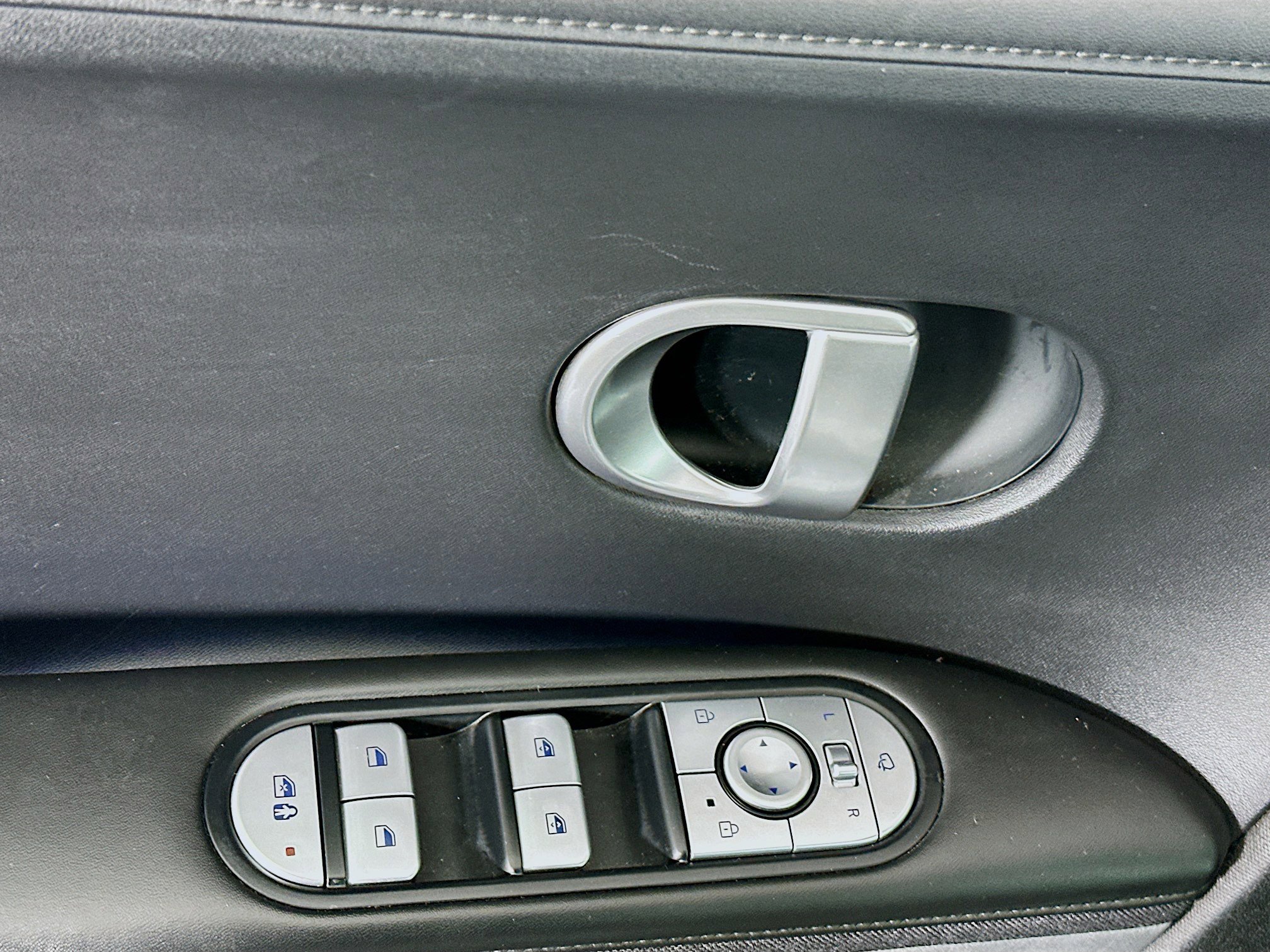 Used 2023 Hyundai Ioniq 5 SEL image 15