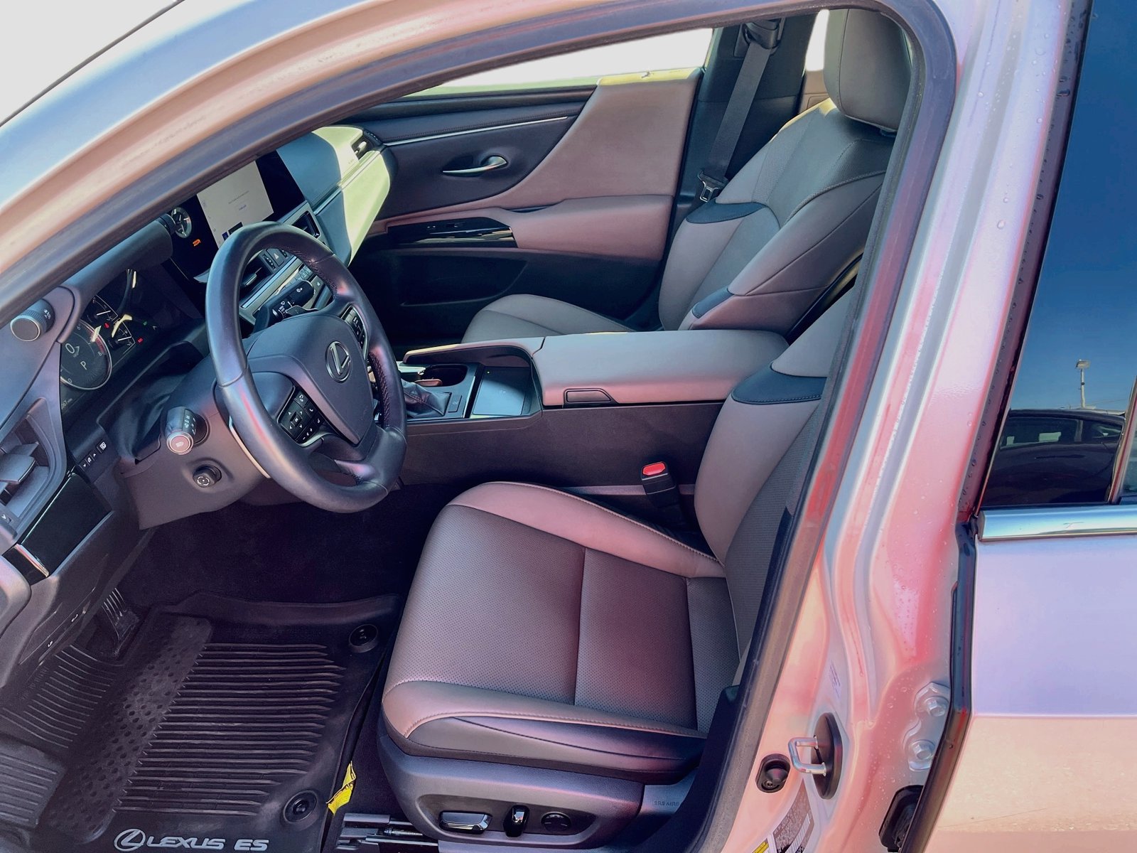Used 2025 Lexus ES 350 w/ Premium Package FWD image 22