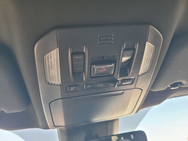 Used 2023 Toyota Highlander Limited AWD/4WD image 23