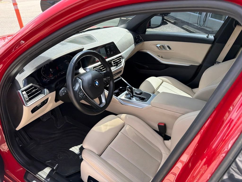 Used 2022 BMW 330i Sedan w/ Convenience Package RWD image 17