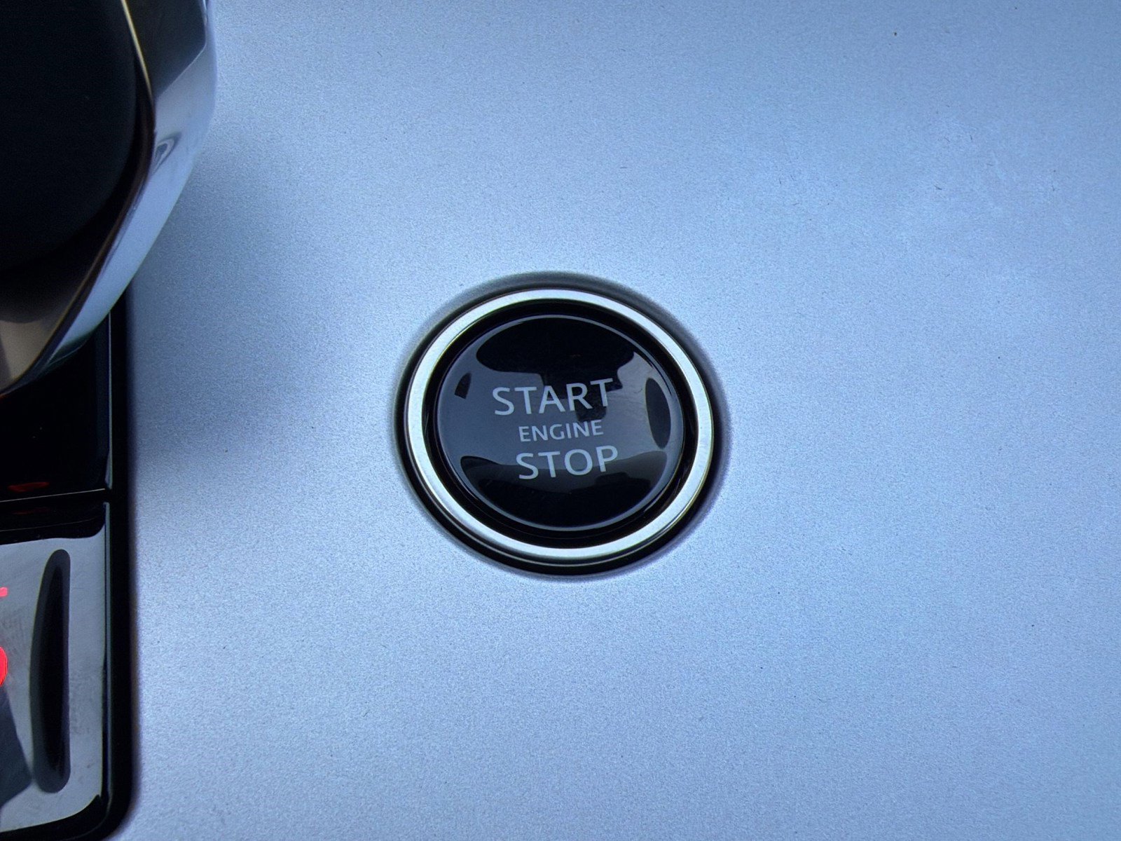 Used 2024 Land Rover Range Rover SE image 27