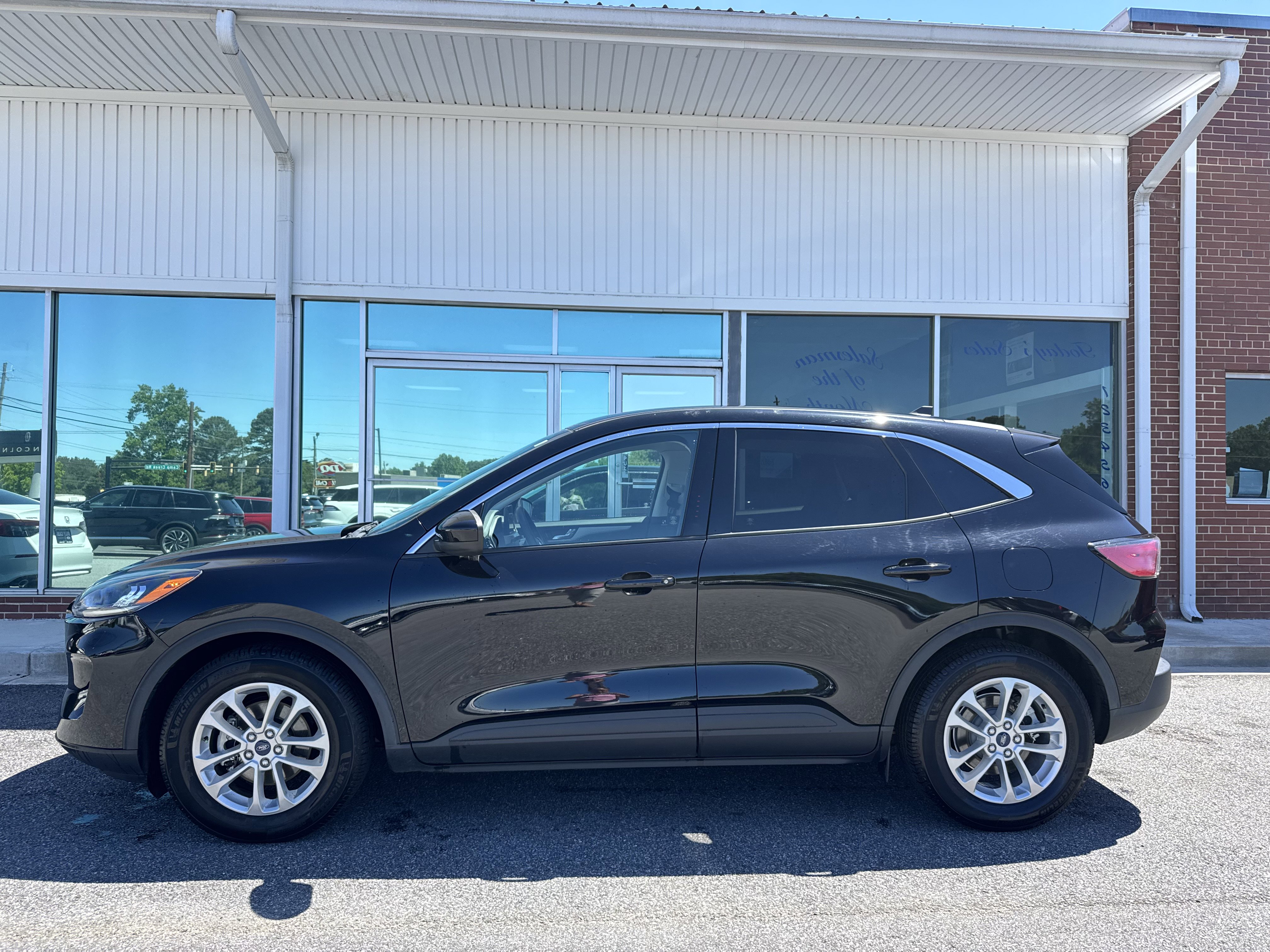 Used 2021 Ford Escape SE w/ Convenience Package FWD video 1