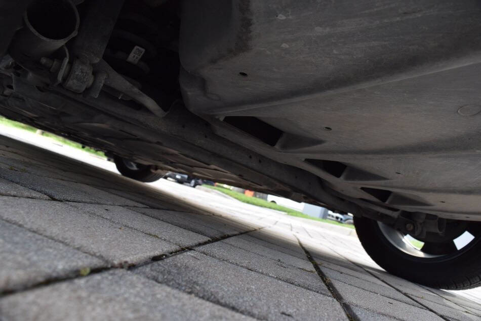 Used 2022 Nissan Leaf SV image 97