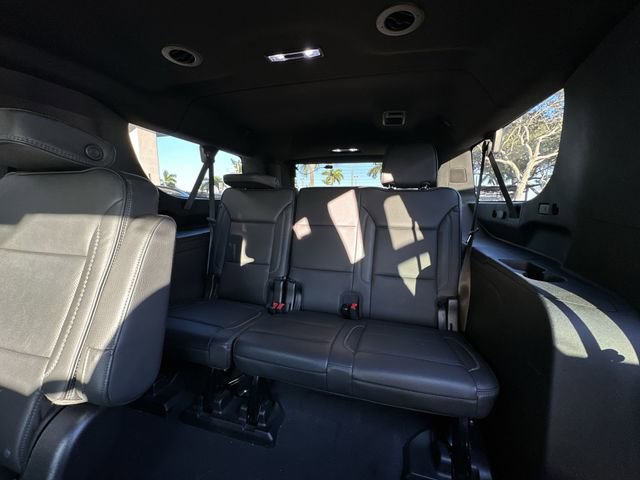 Used 2022 GMC Yukon XL Denali image 30