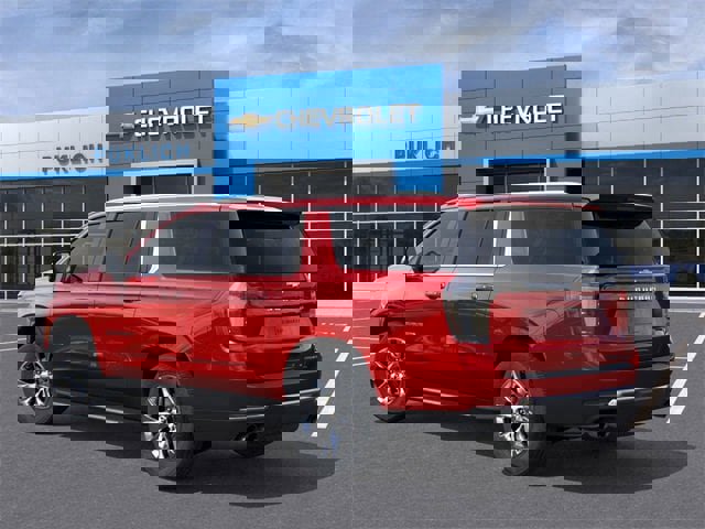 New 2026 Chevrolet Suburban Premier w/ Sun And Tow Package image 3