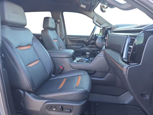 Used 2023 GMC Sierra 1500 AT4 w/ Technology Package AWD/4WD image 17