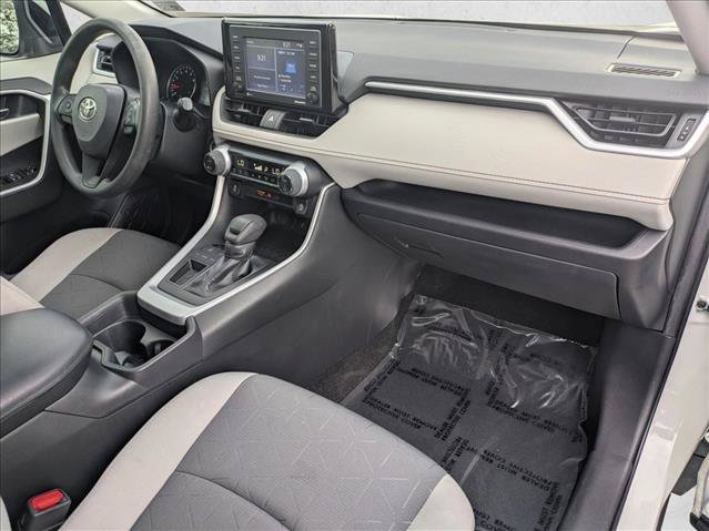 Used 2020 Toyota RAV4 XLE w/ Convenience Package FWD image 22