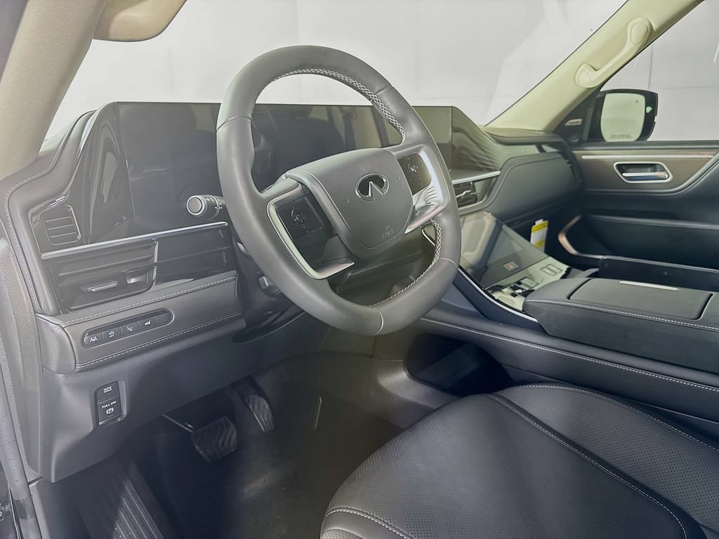 Certified 2026 INFINITI QX80 Luxe w/ Cargo Package AWD/4WD image 11