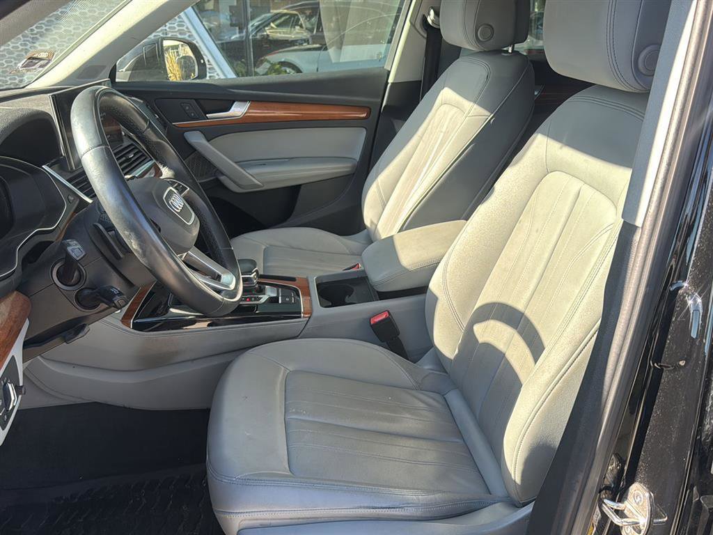 Used 2023 Audi Q5 2.0T Premium Plus w/ Premium Plus Package image 12