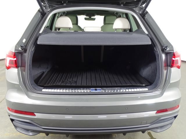 Used 2024 Audi Q3 2.0T Premium Plus image 17