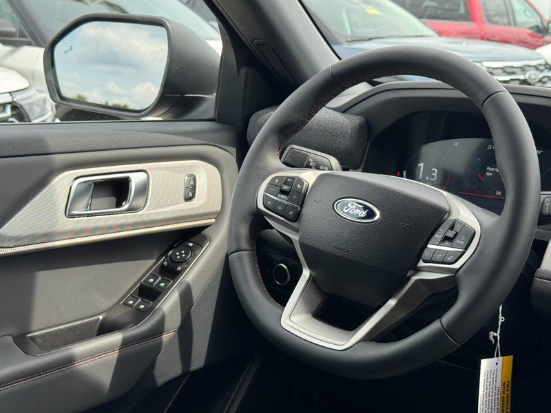 New 2027 Ford Explorer Active AWD/4WD image 8
