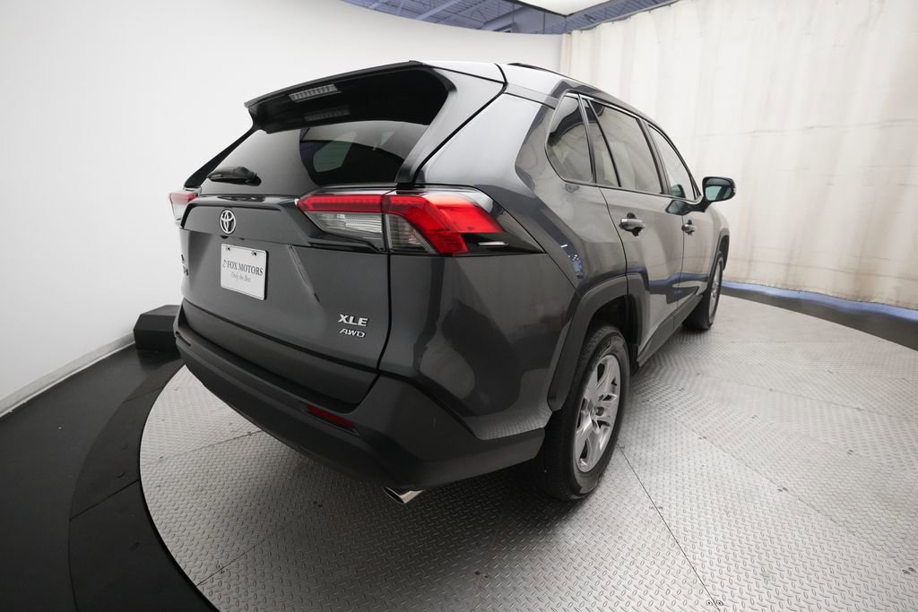 Used 2025 Toyota RAV4 XLE image 13