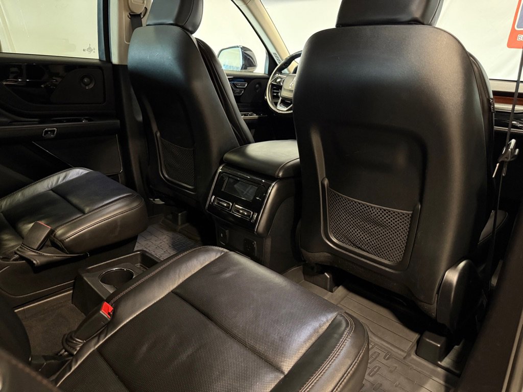Used 2023 Lincoln Aviator Reserve w/ Elements Package Plus image 25