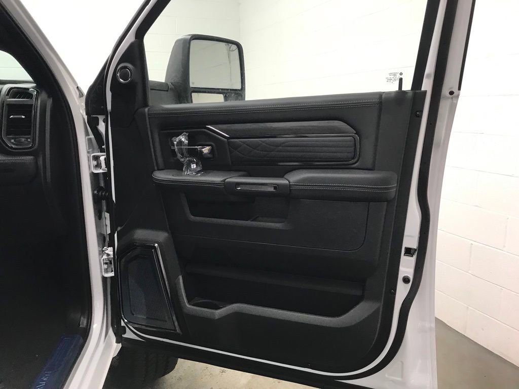 New 2026 RAM 2500 Limited image 42