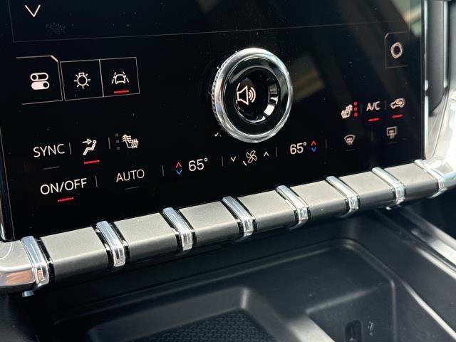 Used 2025 GMC Acadia Elevation FWD image 20