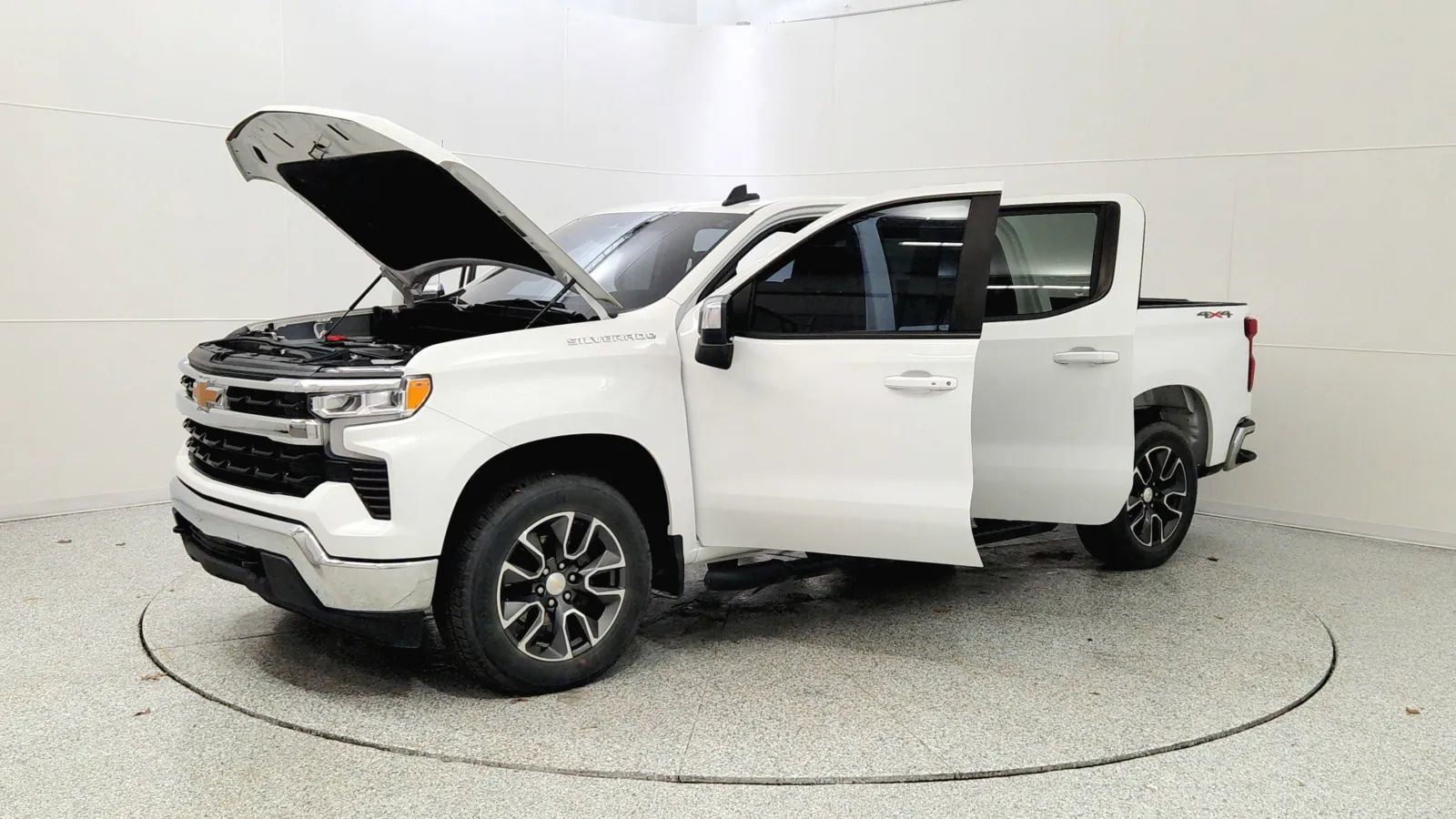 Used 2022 Chevrolet Silverado 1500 LT image 10