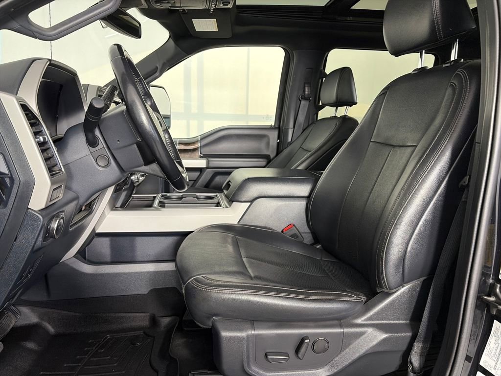 Used 2022 Ford F350 Lariat w/ Lariat Ultimate Package image 11