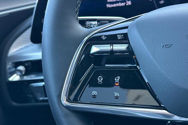 New 2026 Cadillac Lyriq Luxury image 27