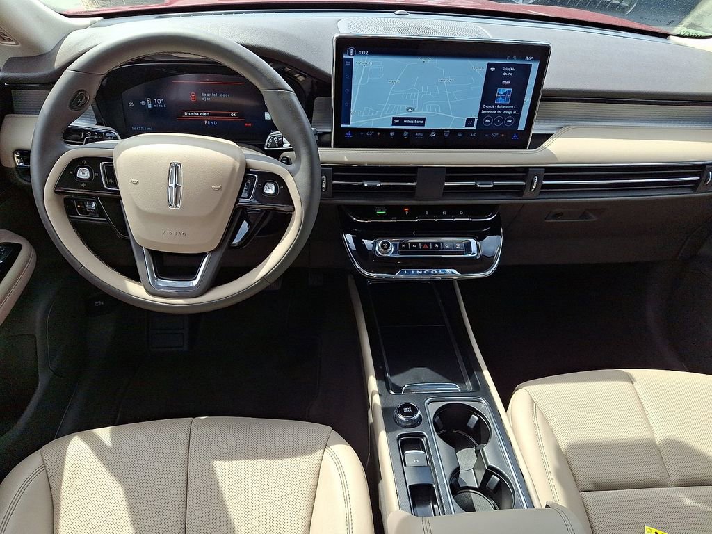 Certified 2024 Lincoln Corsair AWD w/ Equipment Group 101A image 11