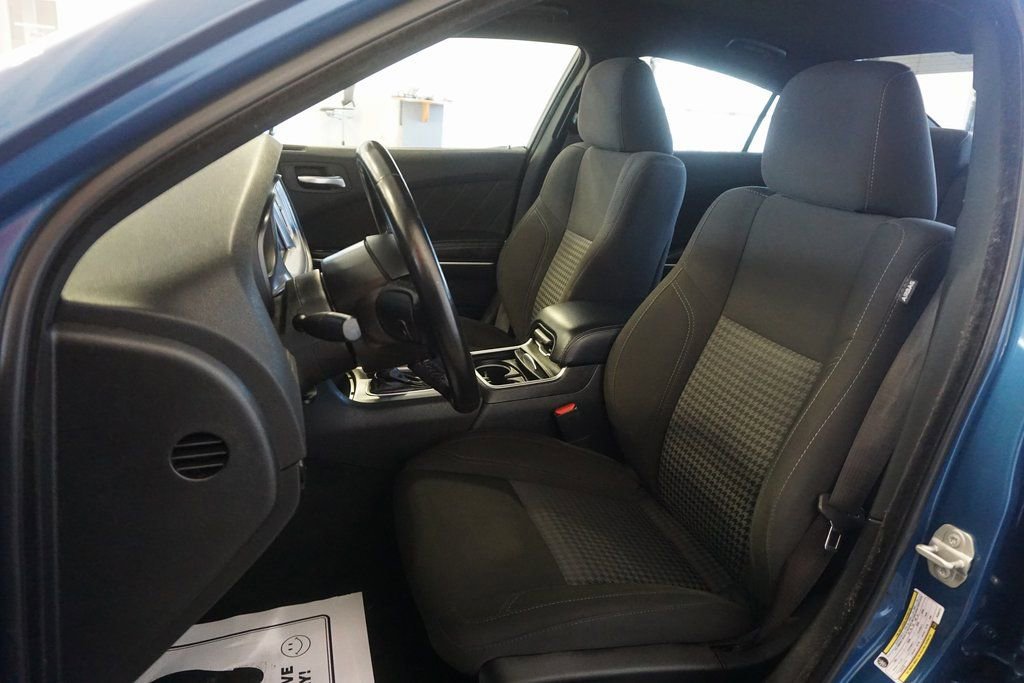 Used 2023 Dodge Charger SXT image 17