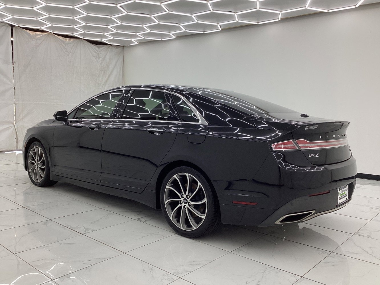 Used 2019 Lincoln MKZ Reserve w/ Reserve Plus Package AWD/4WD image 12