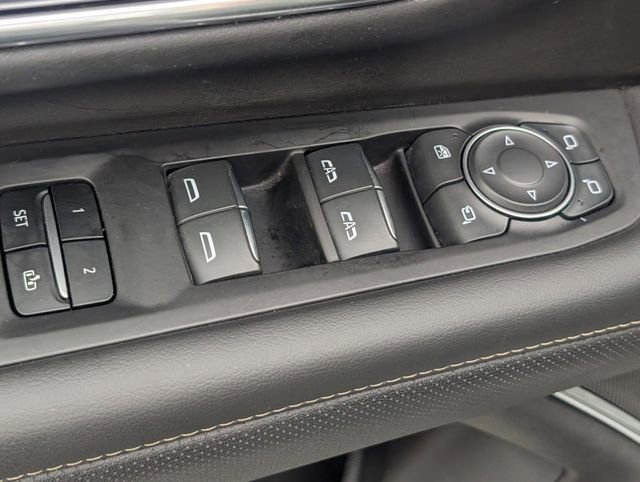 Used 2024 Chevrolet Tahoe Premier AWD/4WD image 12