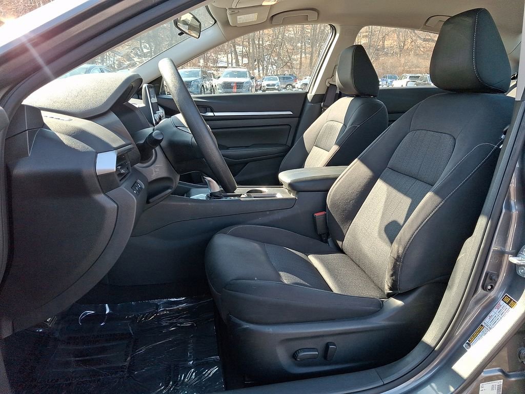 Used 2022 Nissan Altima 2.5 SV image 14