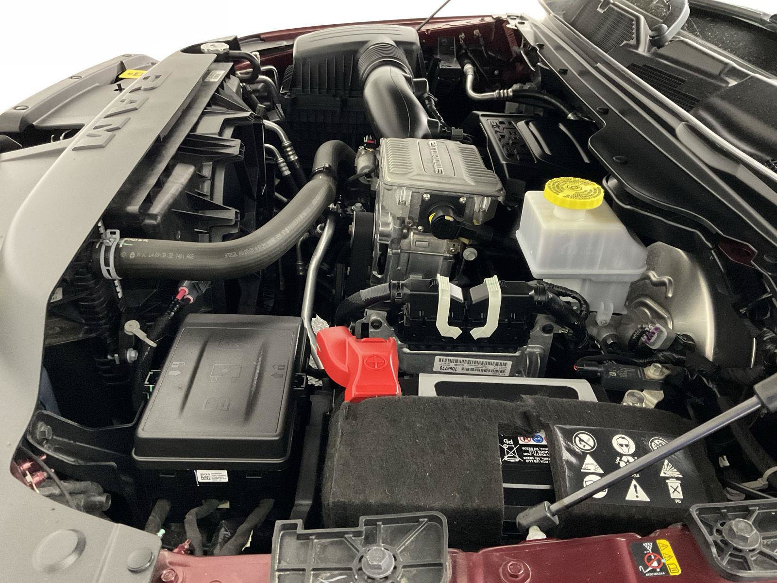 Used 2023 RAM 1500 Laramie AWD/4WD image 18