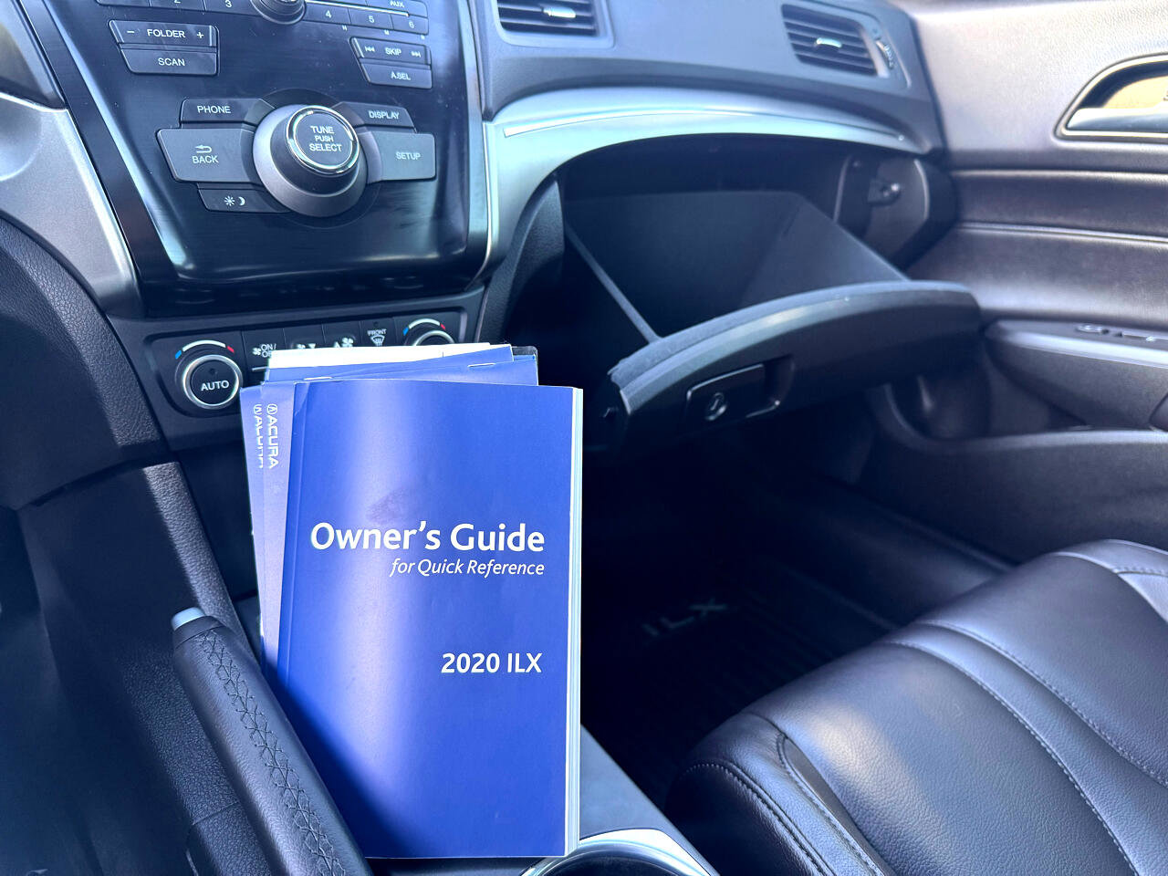 Used 2020 Acura ILX image 21
