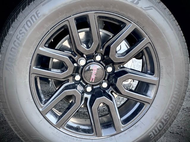 Used 2024 GMC Sierra 1500 Elevation image 13