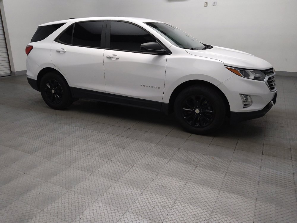 Used 2020 Chevrolet Equinox LS w/ LS Convenience Package FWD image 11