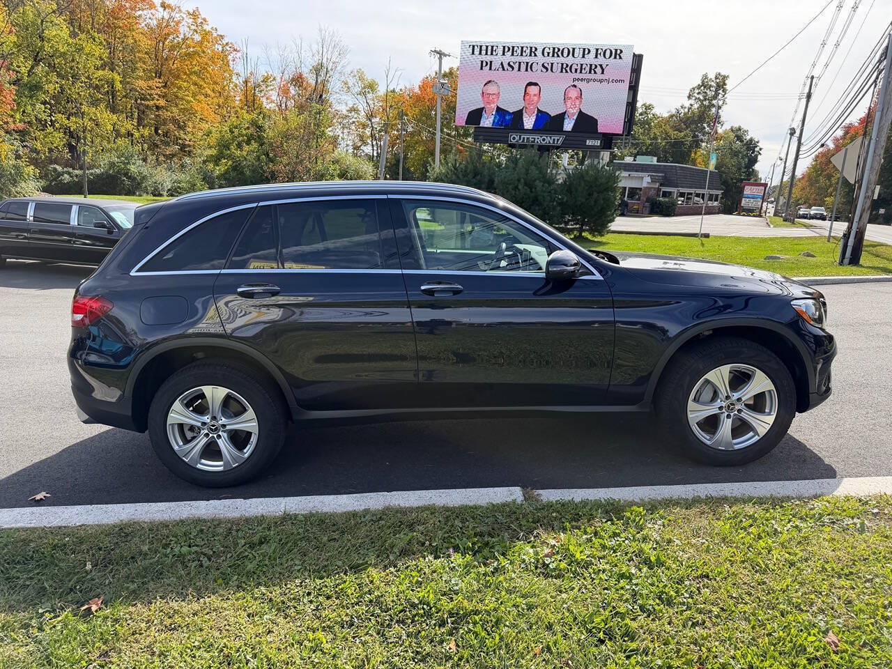 Used 2018 Mercedes-Benz GLC 300 4MATIC image 6