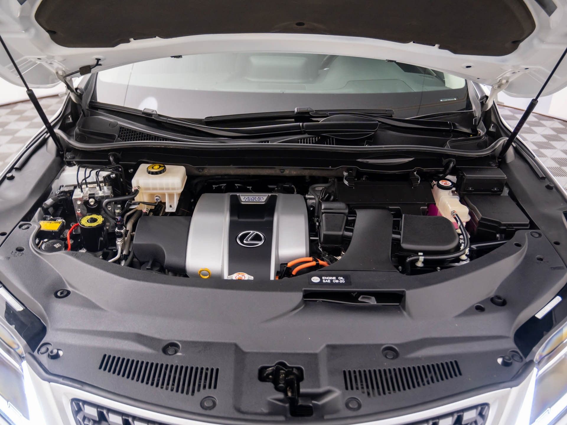Used 2021 Lexus RX 450hL AWD w/ Premium Package image 34